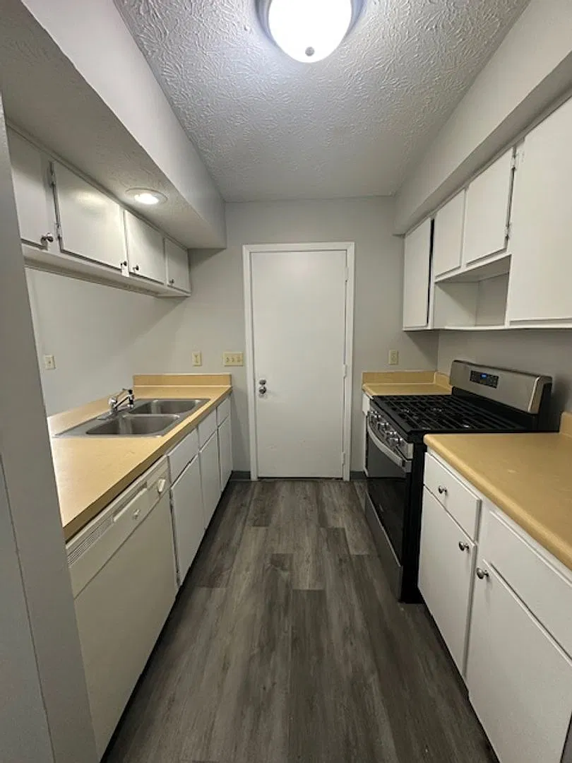 Westerville 2BR/1.5BA Townhouse — Photo 4