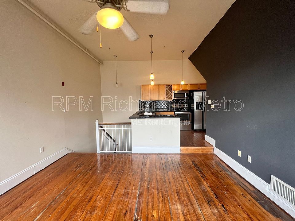 1st image of 1321 1/2 E Main St APT C13