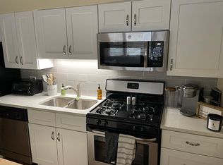 6825 N Overhill Ave #1N, Chicago, IL 60631