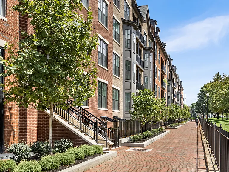 Residences at Topiary Park — Photo 23
