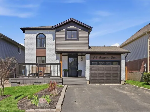 102 Ironstone Dr, Cambridge, ON N1P 1A4