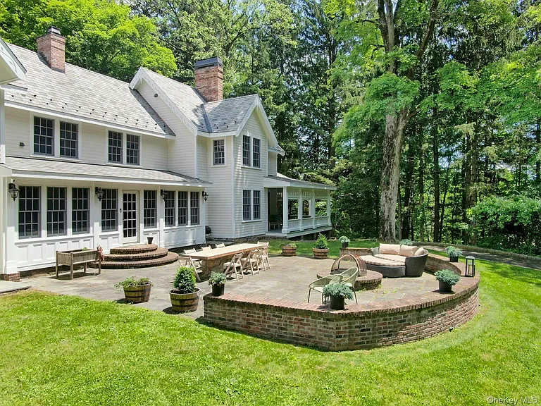 314 Haverstraw Rd — Photo 43