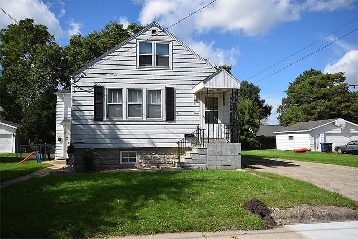 1st image of 1931 Plymouth St
