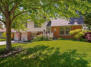 8950 Rene St, Lenexa, KS 66215