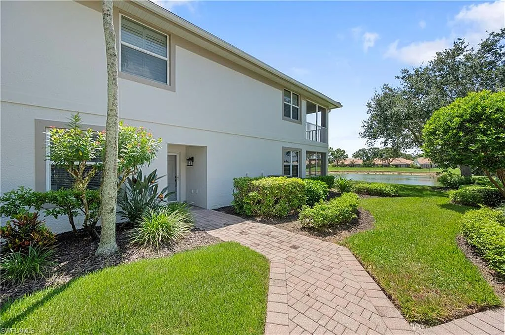 3 bed, 2.0 bath, 1632 sqft, $7,500 — Photo 2