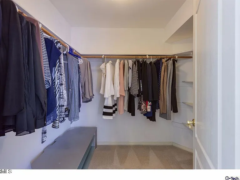 2469 Montrose Ave #E — Photo 15