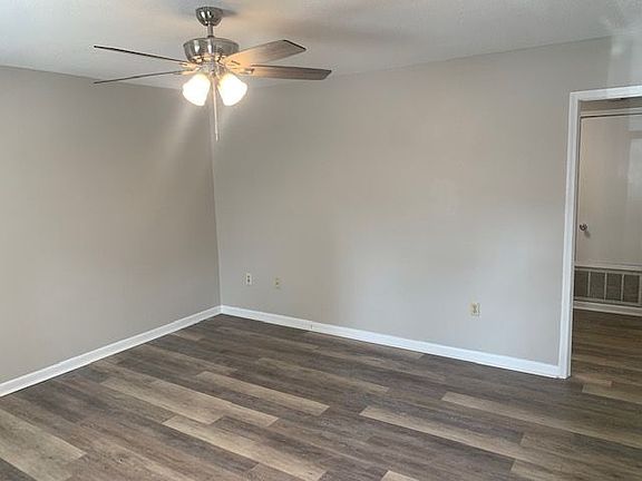 2nd image of 316 Lewis St #0