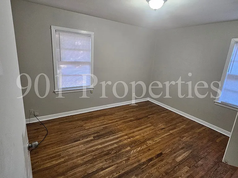 1612 Hopewell Rd — Photo 6