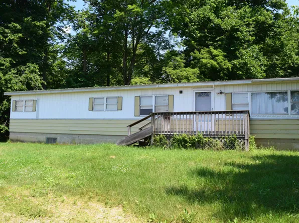 1395 Woodsville Road, Monroe, NH 03771