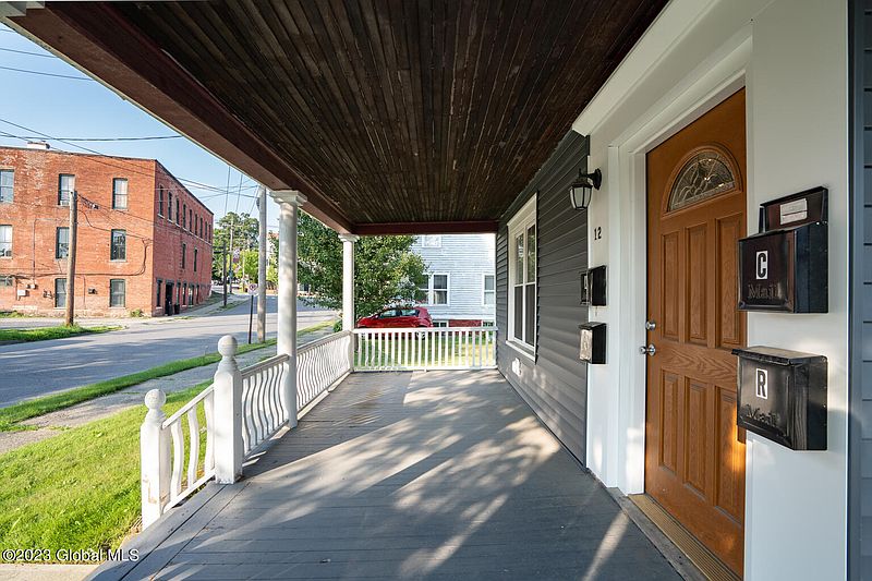 5th image of 12 Hill Street