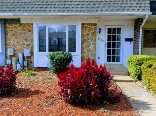 3210 Sapphire Ct, Wilmington, DE 19810