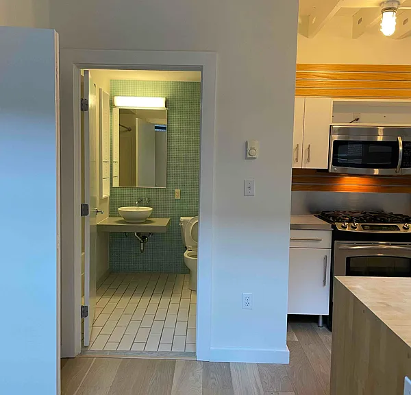 251 Heath St — Photo 10