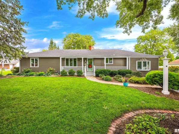 2121 N Broad St, Galesburg, IL 61401