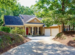 1700 Settindown Dr, Roswell, GA 30075