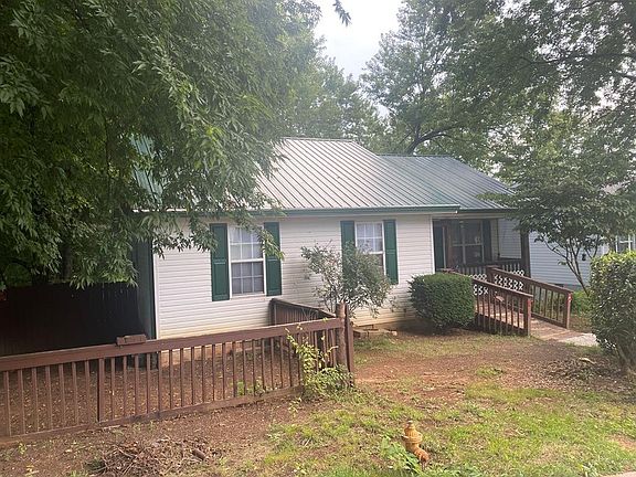 2nd image of 930 Tippings Ct NE