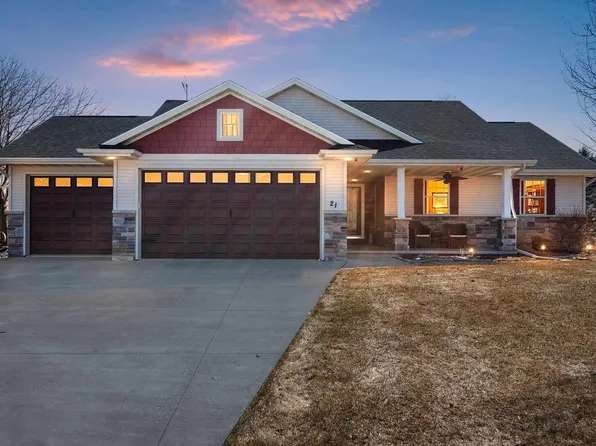 21 Links Ct, Kaukauna, WI 54130