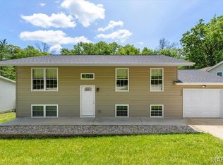 1954 Waybridge Ln, Fenton, MO 63026