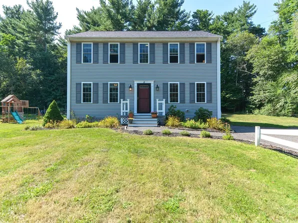 13 Hill St, Berkley, MA 02779