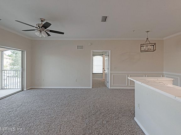 3rd image of 255 OLD VILLAGE CENTER Circle #9201