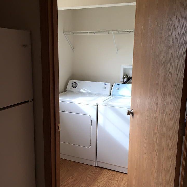 2nd image of 104-F Water St