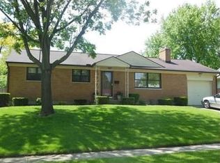 1124 Gardner Rd, Dayton, OH 45429