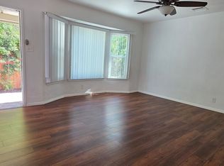 5444 Hermitage Ave, Valley Village, CA 91607