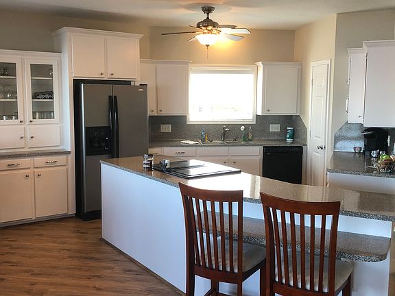 5th image of 442 White Forest Ln