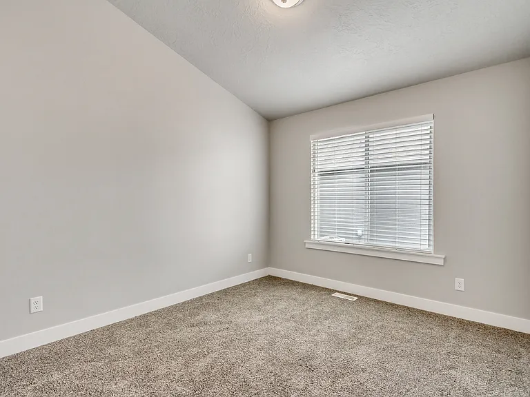 2299 E Woodbury Ln — Photo 6