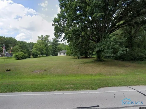 11458 Monclova Rd, Monclova, OH 43542