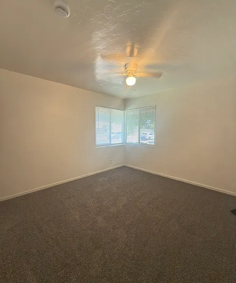 718 E Andrews Ave — Photo 7