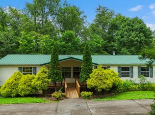 116 Phipps St, Surgoinsville, TN 37873