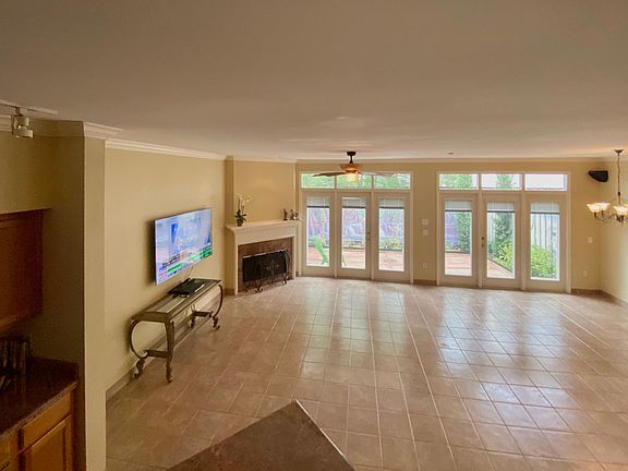 3rd image of 1030 Old Metairie Pl