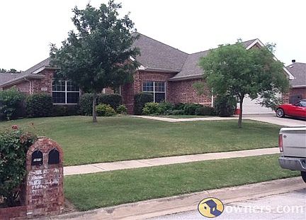 Beautiful 4BR/2B in Aubrey - OPEN FLOOR PLAN/ Hardwoods