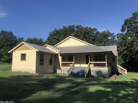 3rd image of 240 Hallman Ln