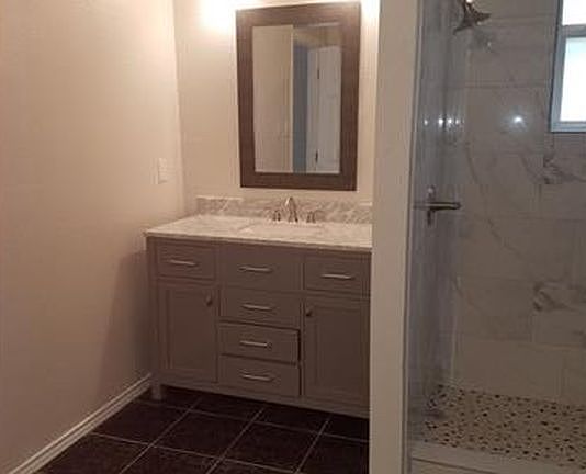 4th image of 14906 Foy Dr