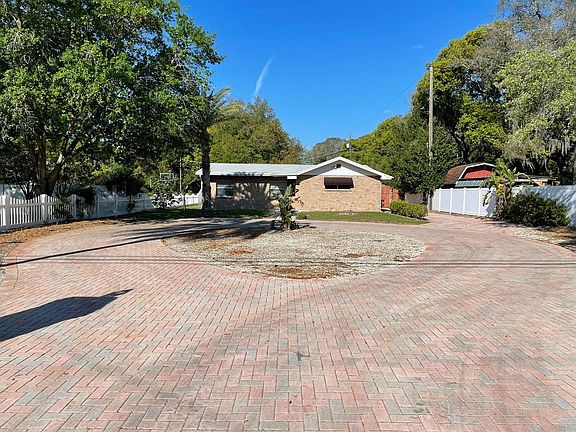 2nd image of 11322 N Armenia Ave