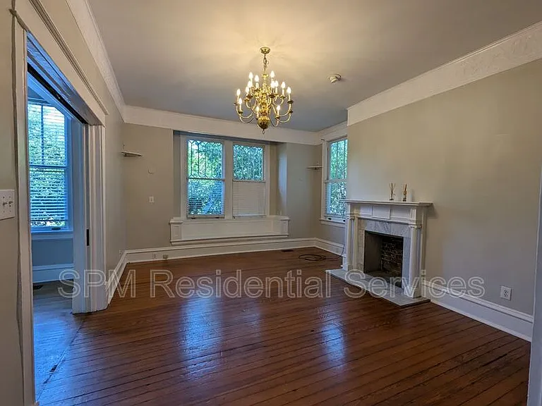 1701 Princess St — Photo 8