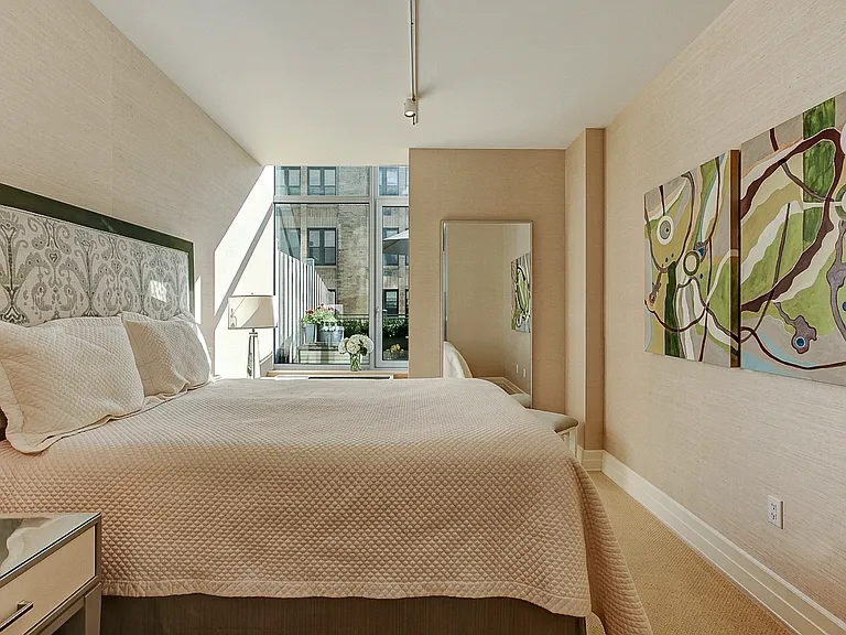 110 Livingston St #8R — Photo 4