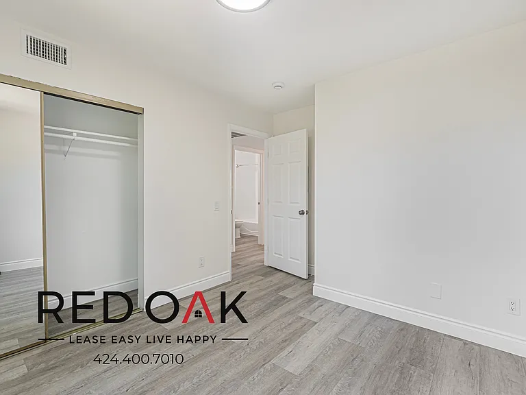 6928 Agnes Ave #2 — Photo 17