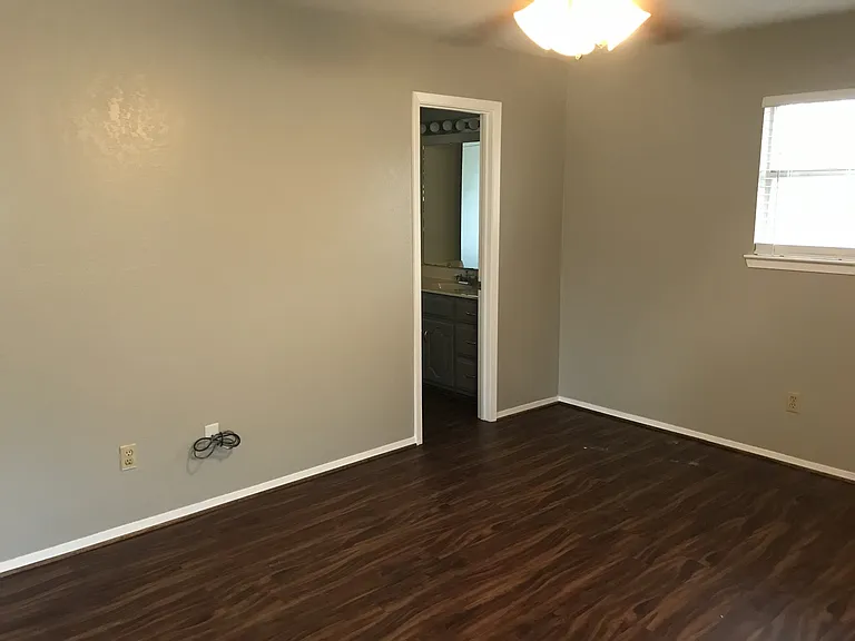 148 Bowie Ln — Photo 17