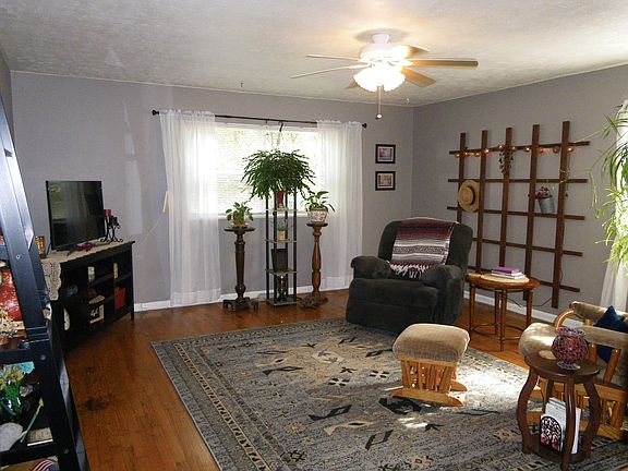 2nd image of 1443 E Berkeley Street