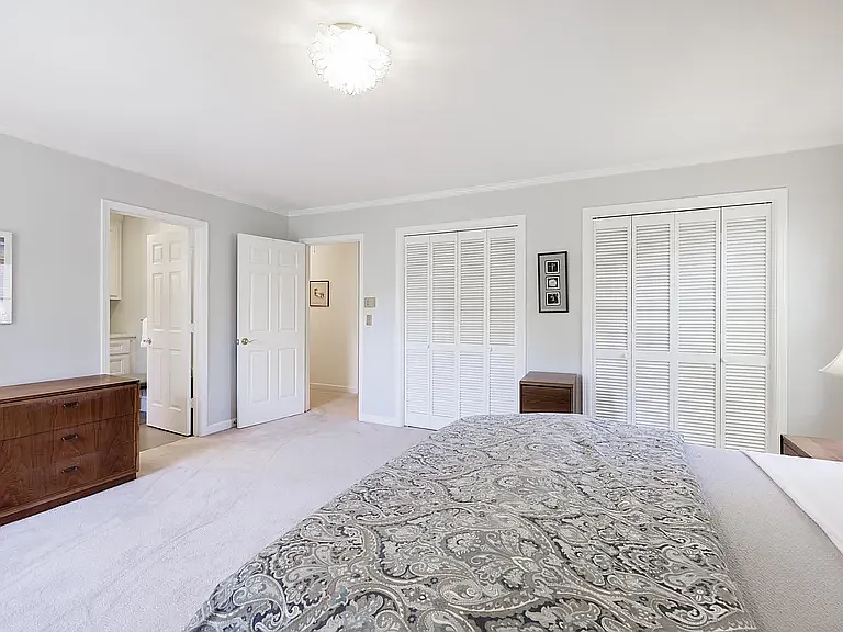 512 Devenger Rd — Photo 20