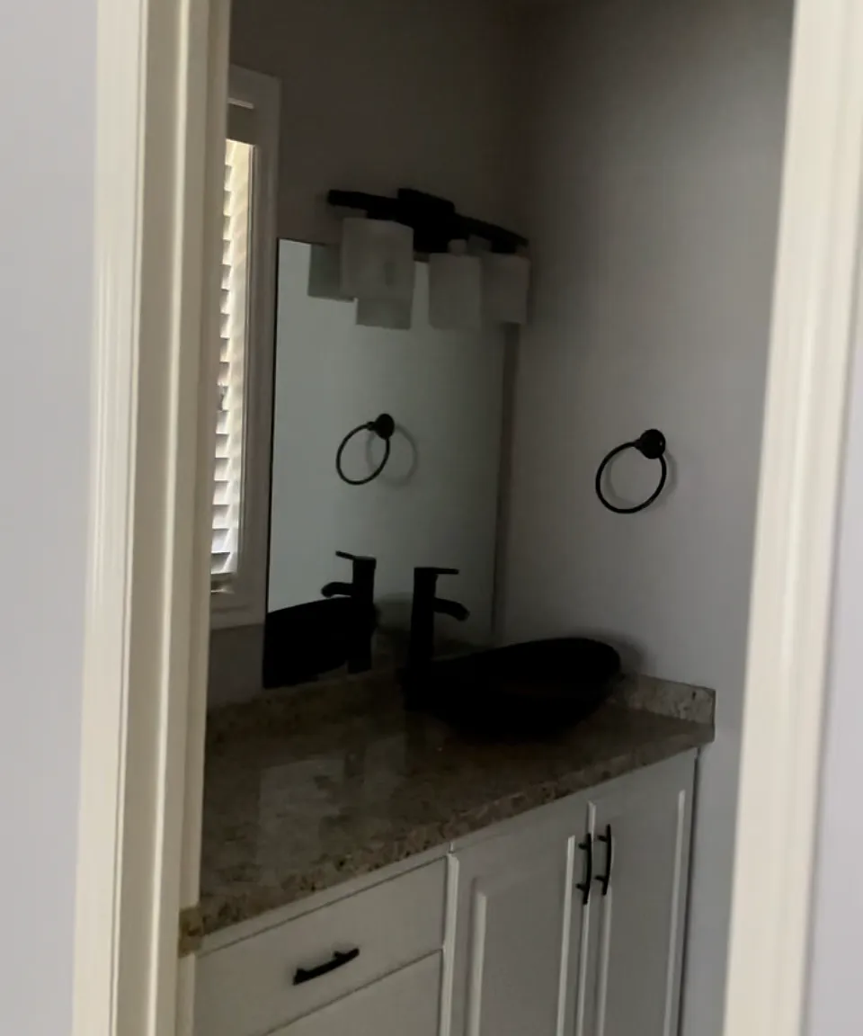 3 bed, 1450 sqft, $2,790 — Photo 1