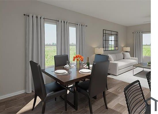 4th image of 2318 Aspen Hill Dr