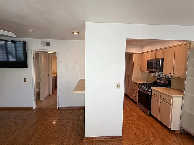 4173 Colfax Ave #I — Photo 38
