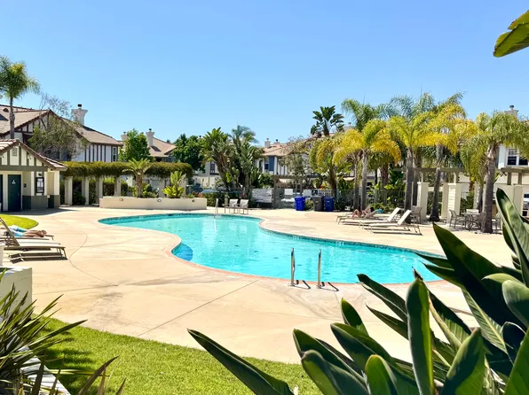 402 Bay Berry Pl, Encinitas, CA 92024