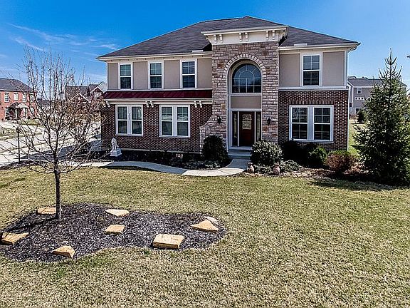 3rd image of 3887 Deertrail Dr