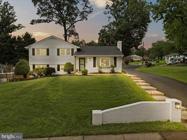 7900 Gosport Ln, Springfield, VA 22151