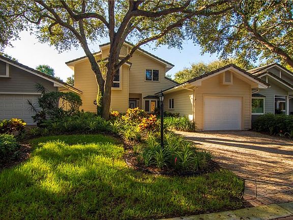 3rd image of 141 Peppertree Dr #22