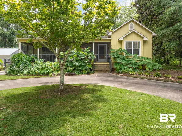 660 Bellangee St, Fairhope, AL 36532